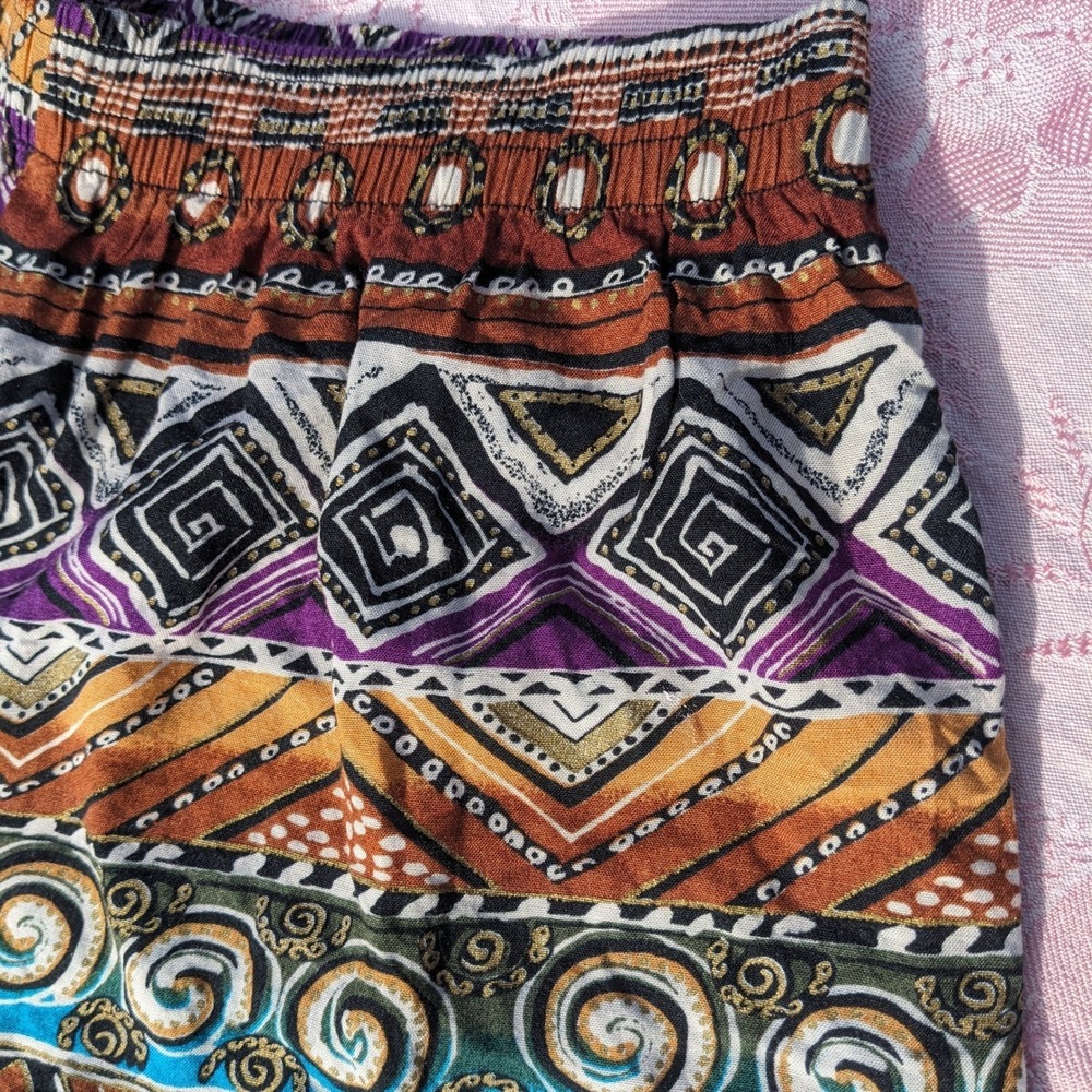 Vintage 90s Rayon Geometric Shorts M Gold Detail Boho Hippie Wide Leg Festival - Picture 4 of 11